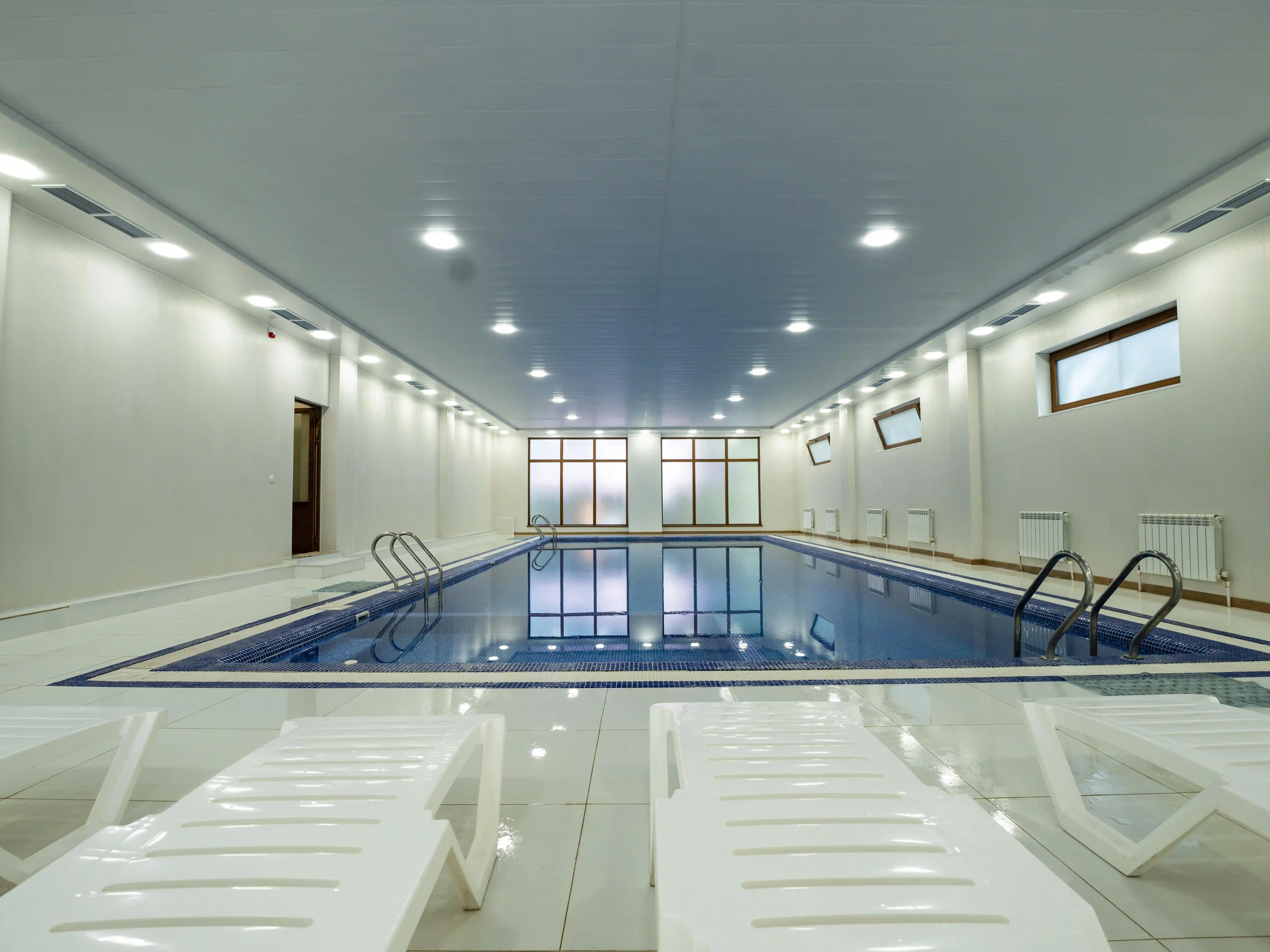 Indoor Pool 4